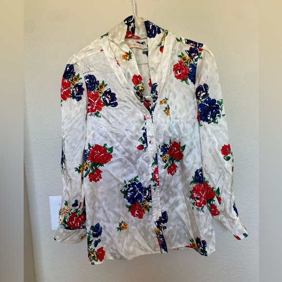 Tory Burch White Floral Blouse with Red and Blue Accents - Picture 4 of 7